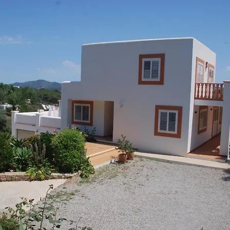 Pinato * Cala Llonga (Ibiza)