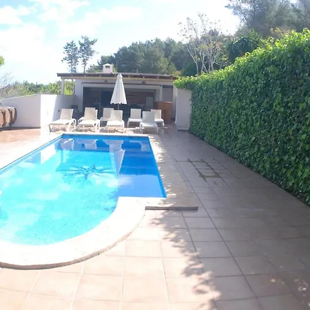 Villa Pinato Cala Llonga (Ibiza)